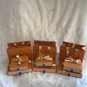 Louis Vuitton Gift bag/box bundle
